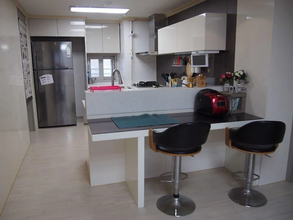 釜山 Toto'S Share House酒店